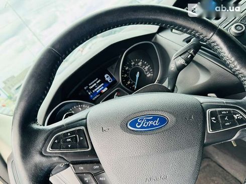 Ford Focus 2015 - фото 25