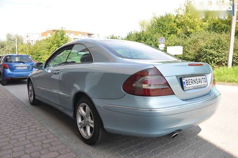 Mercedes-Benz CLK-Класс 2003 - фото 12