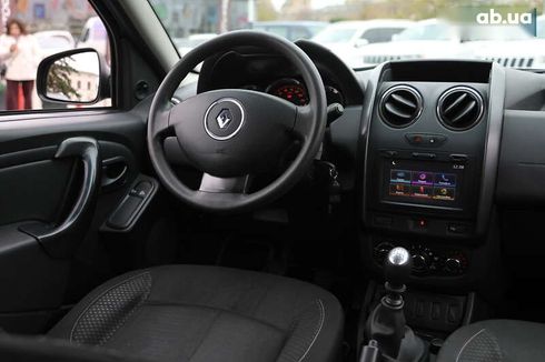 Renault Duster 2016 - фото 11