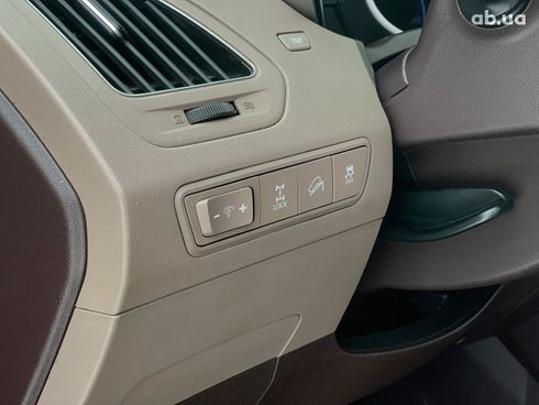 Hyundai ix35 2011 черный - фото 20