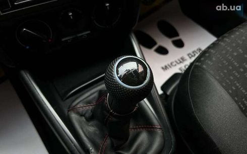 Volkswagen Golf 2002 - фото 17