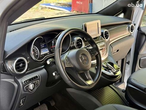 Mercedes-Benz V-Класс 2016 - фото 23