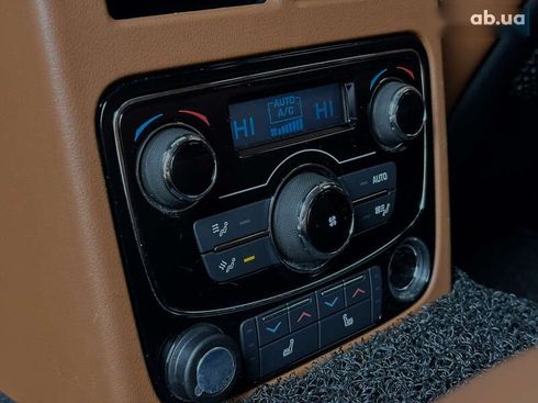 Jaguar XF 2016 - фото 20