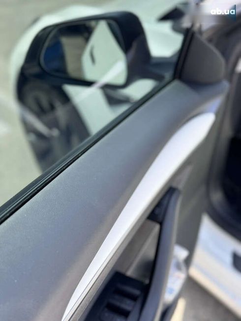 Tesla Model 3 2021 - фото 7