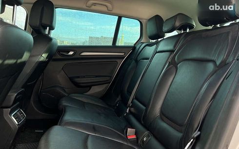 Renault Megane 2016 - фото 19