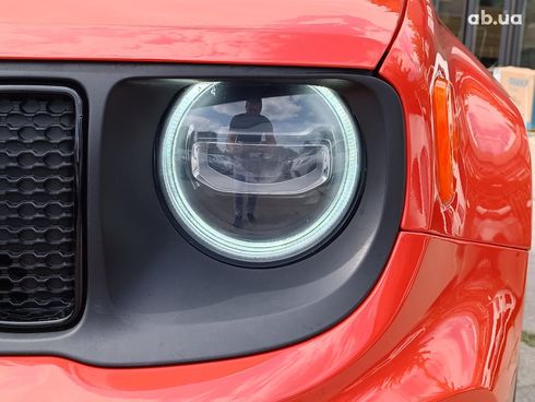 Jeep Renegade 2019 оранжевый - фото 6