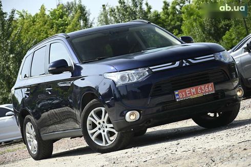 Mitsubishi Outlander 2013 - фото 2