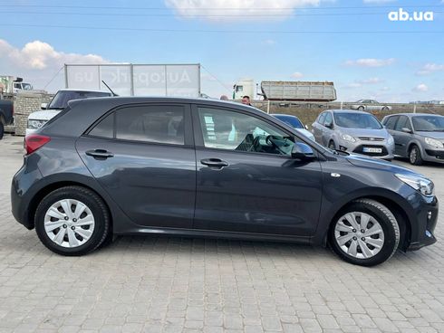 Kia Rio 2017 серый - фото 31