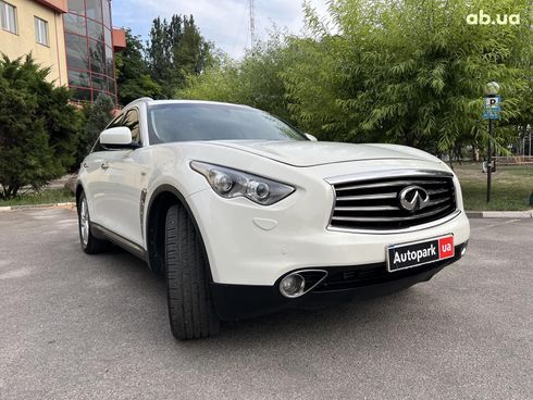 Infiniti fx 30 2012 белый - фото 10