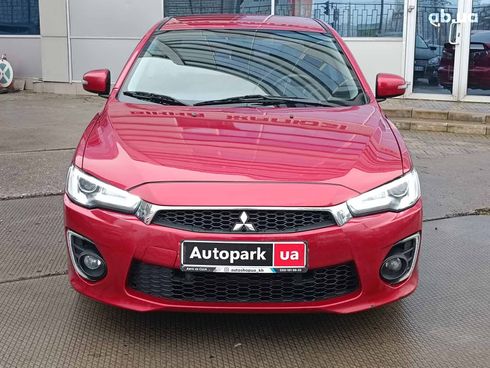 Mitsubishi Lancer 2016 красный - фото 6