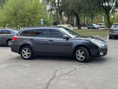 Subaru Legacy Outback 2010 серый - фото 6