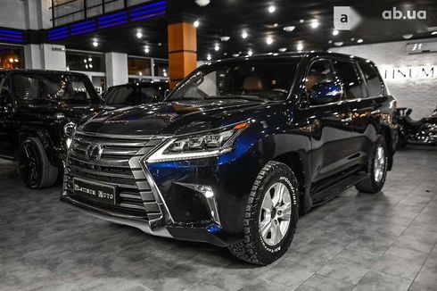 Lexus LX 2017 - фото 5