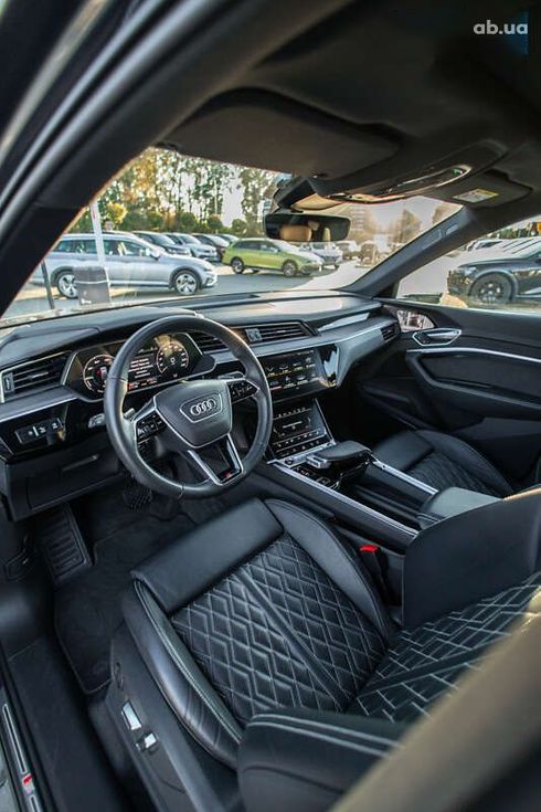 Audi Q4 Sportback e-tron 2021 - фото 13
