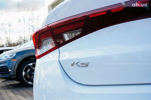 Kia K5 2021 - фото 9