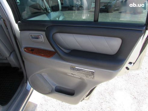 Toyota Land Cruiser 2004 - фото 13