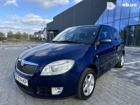 Skoda Fabia 2008 - фото 2