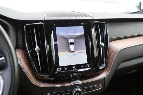 Volvo XC60 2020 - фото 18