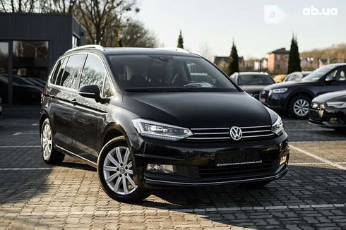 Volkswagen Touran 2017 - фото 11
