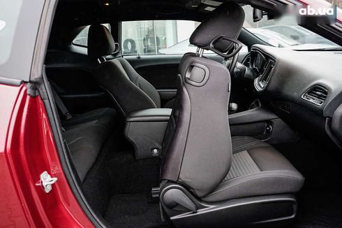 Dodge Challenger 2019 - фото 28