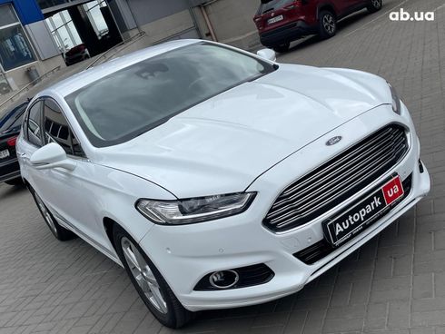 Ford Mondeo 2015 белый - фото 23