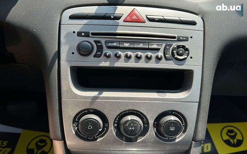 Peugeot 308 2011 - фото 17