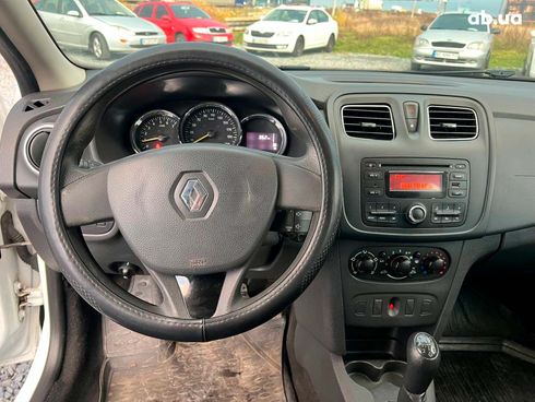 Renault Logan 2016 белый - фото 21