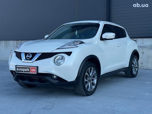 Nissan Juke 2014 белый - фото 11