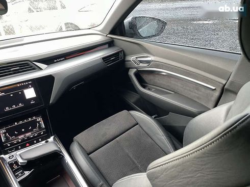 Audi E-Tron 2021 - фото 20