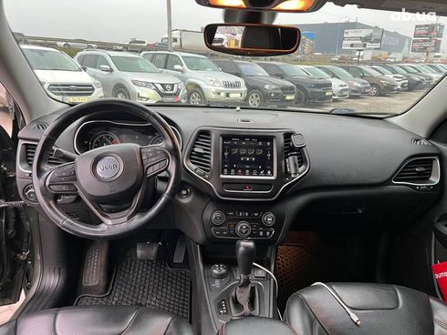 Jeep Cherokee 2018 зеленый - фото 76