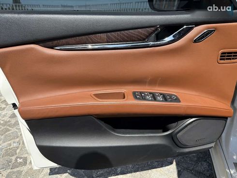 Maserati Quattroporte 2017 - фото 16