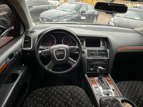 Audi Q7 2010 черный - фото 37