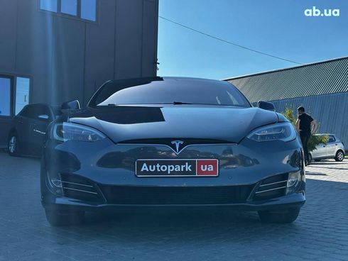 Tesla Model S 2018 серый - фото 2