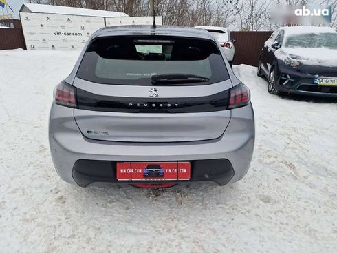 Peugeot e-208 2020 - фото 16