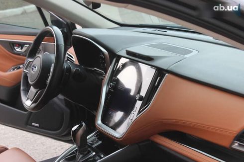 Subaru Legacy 2021 - фото 25