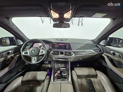 BMW X5 M 2021 - фото 23