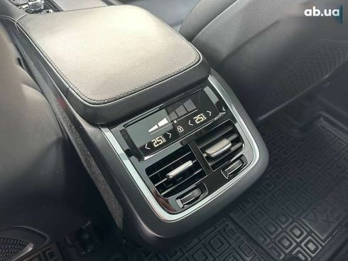 Volvo XC90 2021 - фото 23
