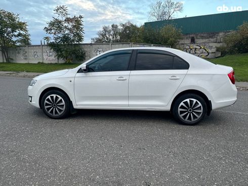 Skoda Rapid 2013 белый - фото 4