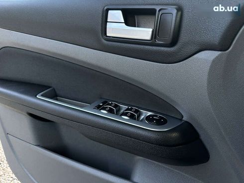 Ford Focus 2009 - фото 24