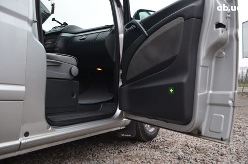 Mercedes-Benz Viano 2012 серый - фото 17