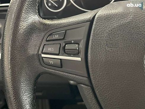 BMW 5 серия 2017 - фото 30