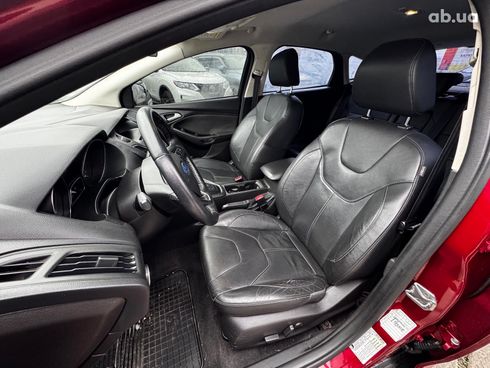 Ford Focus 2015 красный - фото 19