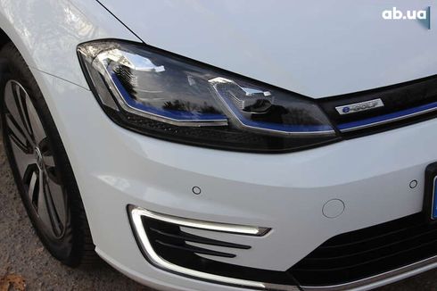Volkswagen e-Golf 2020 - фото 16