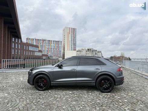 Audi Q8 2020 - фото 4