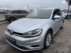 Продажа б/у Volkswagen Golf 2018 года в Киеве - купить на Автобазаре