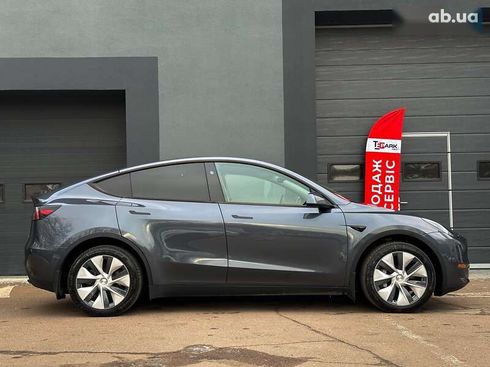 Tesla Model Y 2023 - фото 10