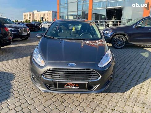 Ford Fiesta 2019 - фото 2