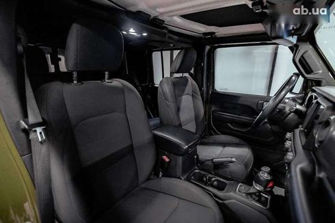 Jeep Gladiator 2021 - фото 17