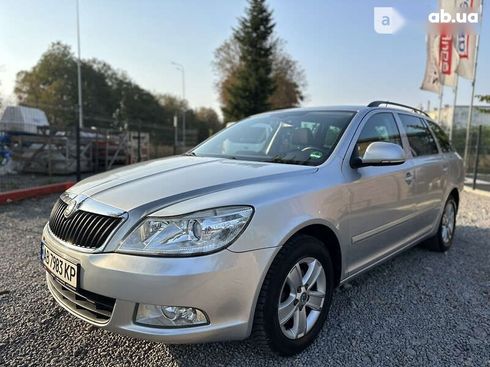 Skoda Octavia 2011 - фото 7