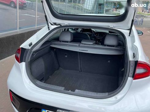 Hyundai Ioniq 2016 - фото 26