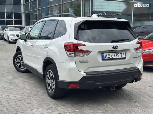 Subaru Forester 2018 - фото 6